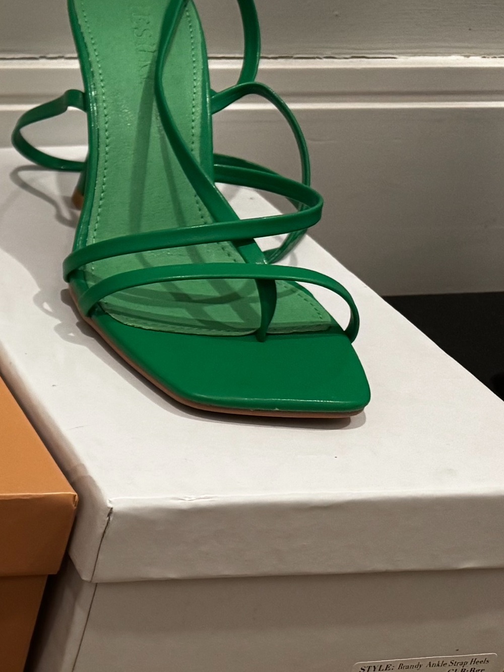 Elegant Green Multi-Strap Square-Toe Heel Sandal